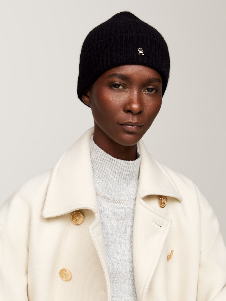 CASHMERE CHIC BEANIE