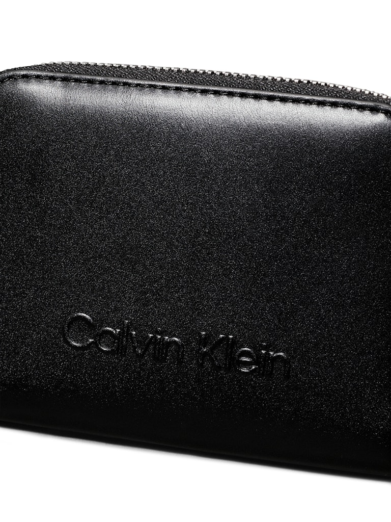 EMBOSSED LOGO ZIP MD WALLET