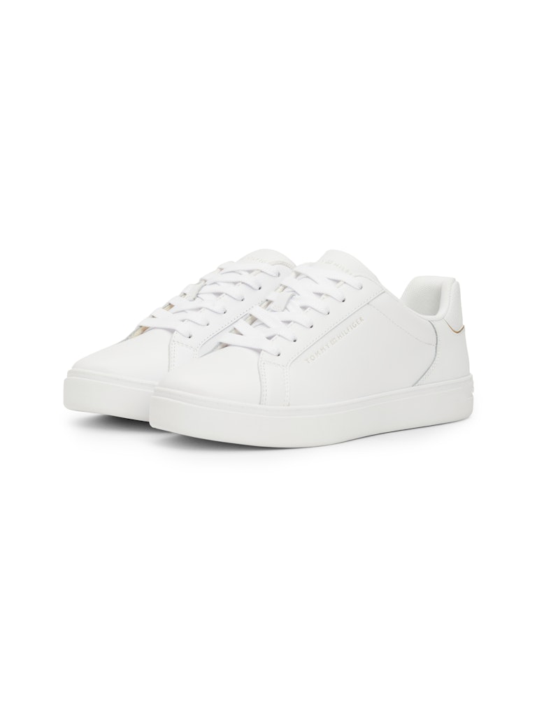 ESSENTIAL COURT SNEAKER