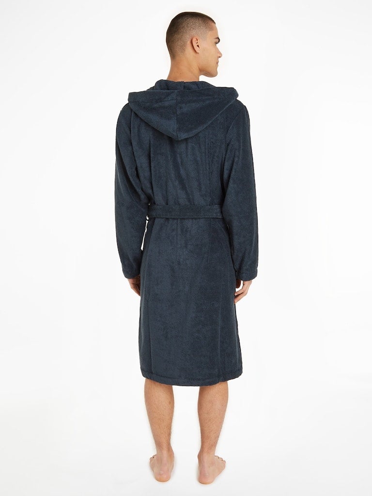 HOODED BATHROBE