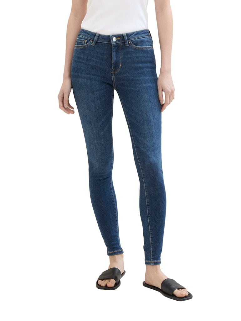 Nela Extra Skinny Jeans