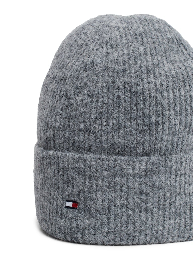 ESSENTIAL FLAG FUZZY BEANIE