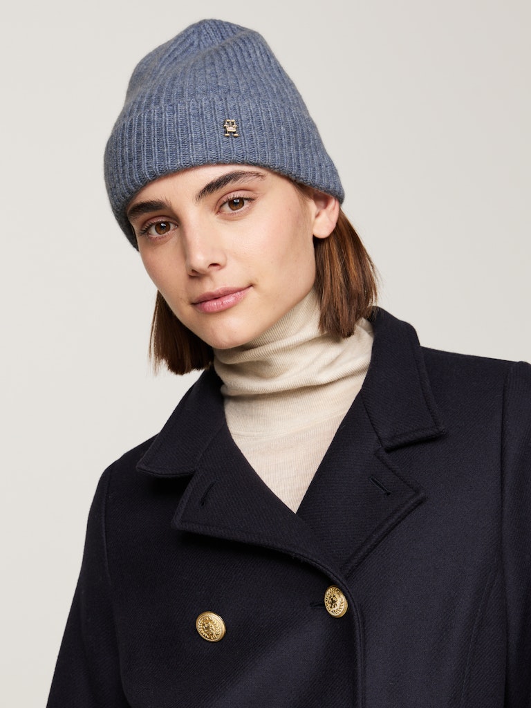 CASHMERE CHIC BEANIE