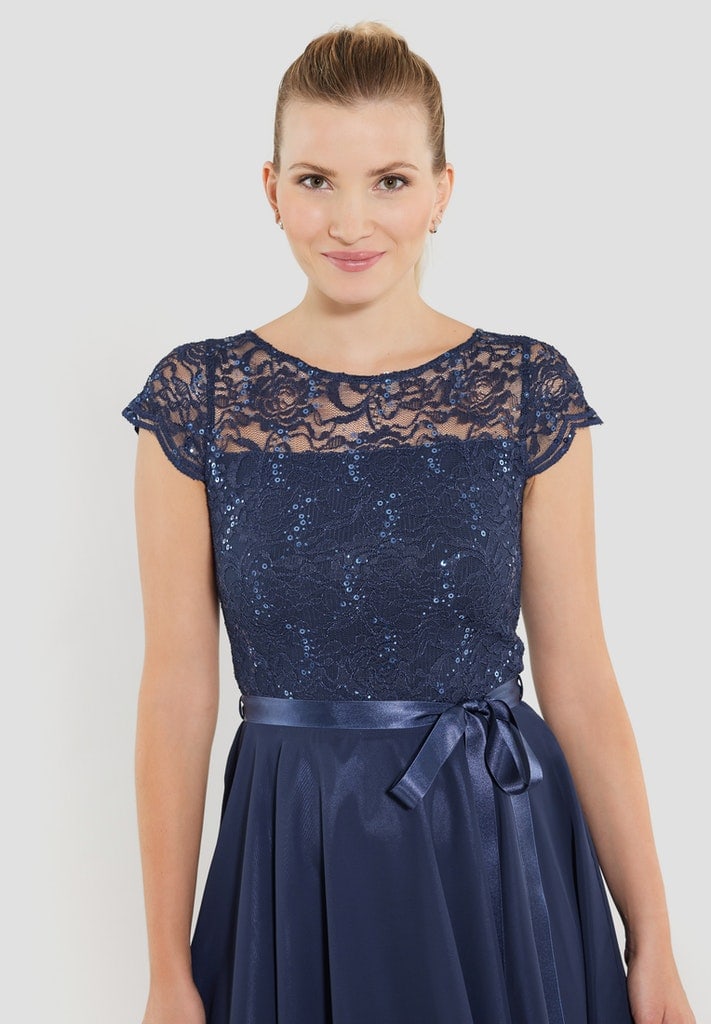 Cocktailkleid aus Spitze und Chiffon