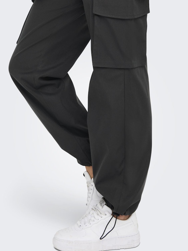 ONLCASHI CARGO PANT WVN NOOS